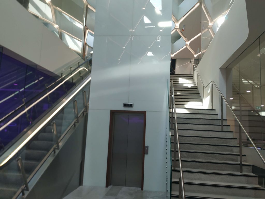 Virgin Australia Brisbane domestic lounge premium entry - stairs to lounge.